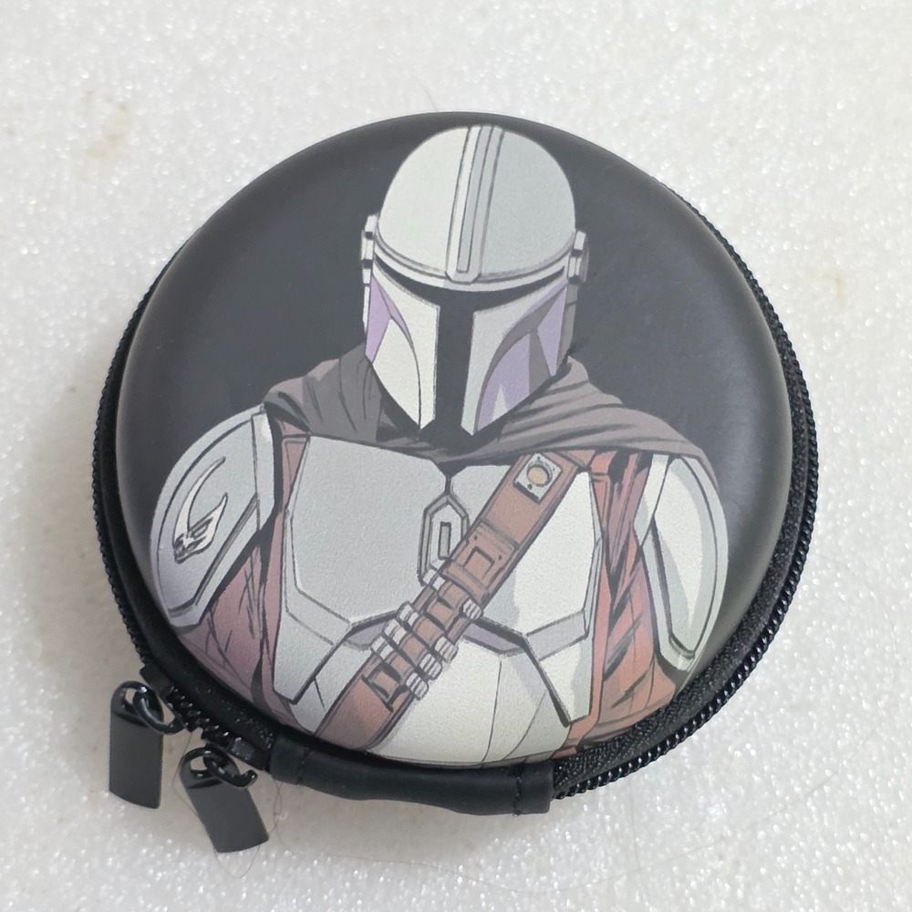 Lucasfilm Star Wars The Mandalorian Wired Ear Buds Case Only Round 3"x3"